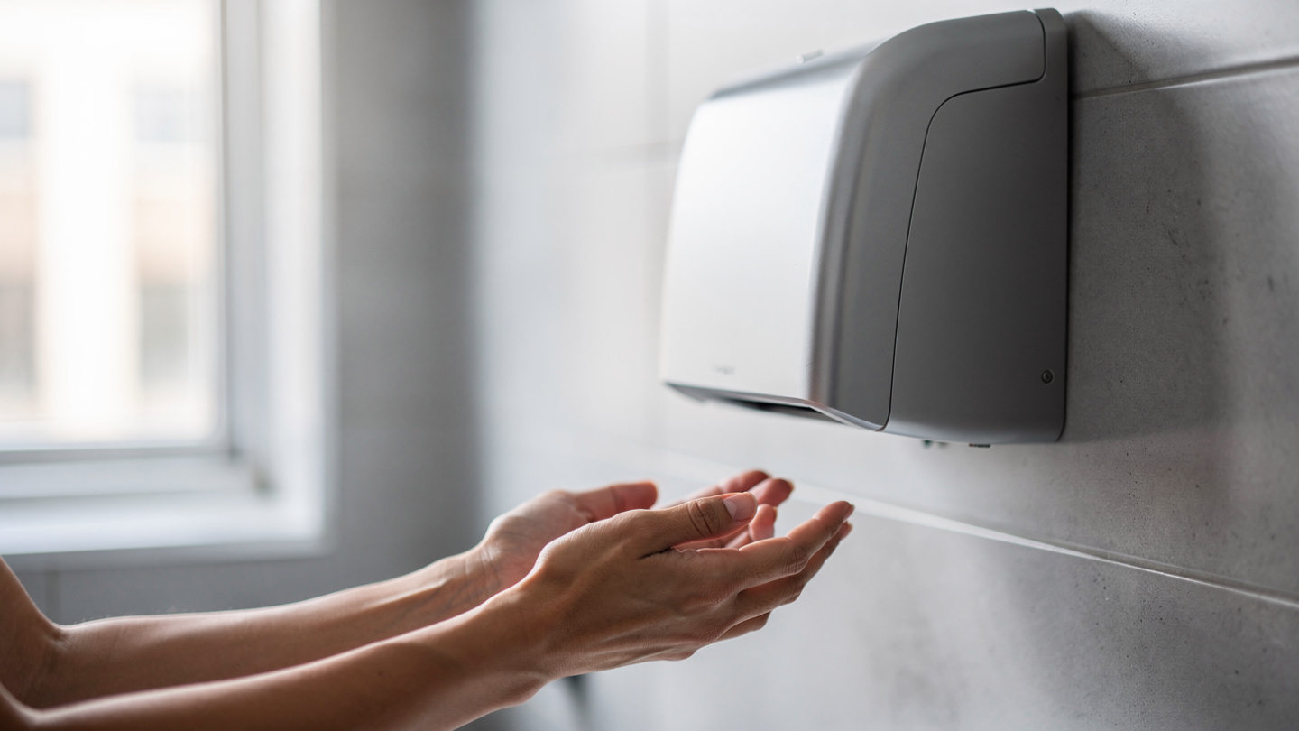 energy efficient automatic hand dryer